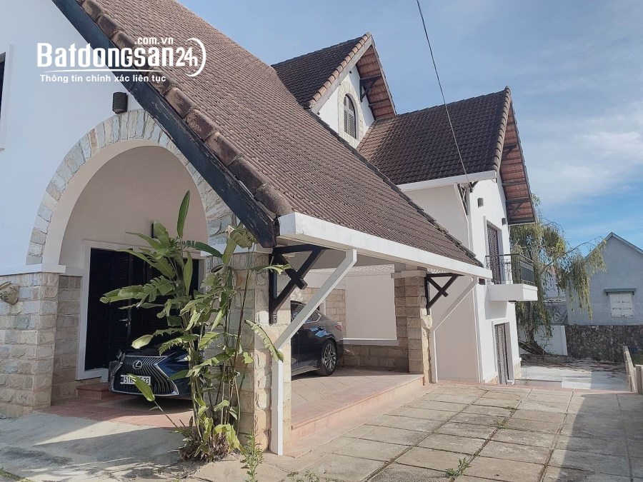 Bán biệt thự, villas Đường Vạn Hạnh, Phường 8, TP Đà Lạt