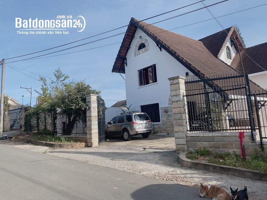 Bán biệt thự, villas Đường Vạn Hạnh, Phường 8, TP Đà Lạt