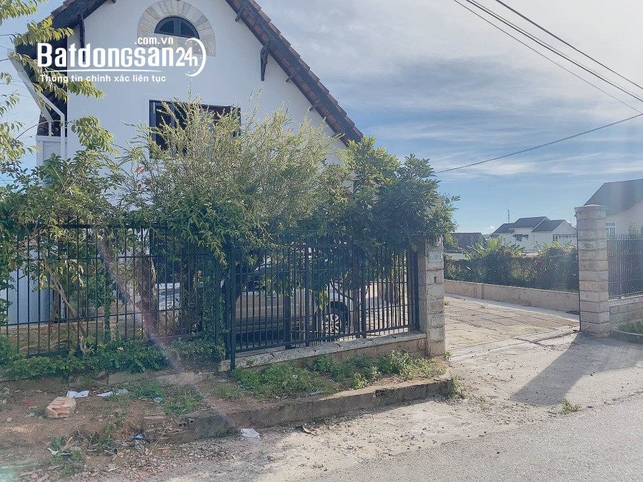 Bán biệt thự, villas Đường Vạn Hạnh, Phường 8, TP Đà Lạt