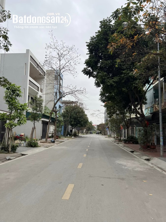 Bán đất KĐT Vạn Phúc, ph Thanh Bình, TP HD, 80m2, mt 4m, hướng tây, đường 13.5m, giá 