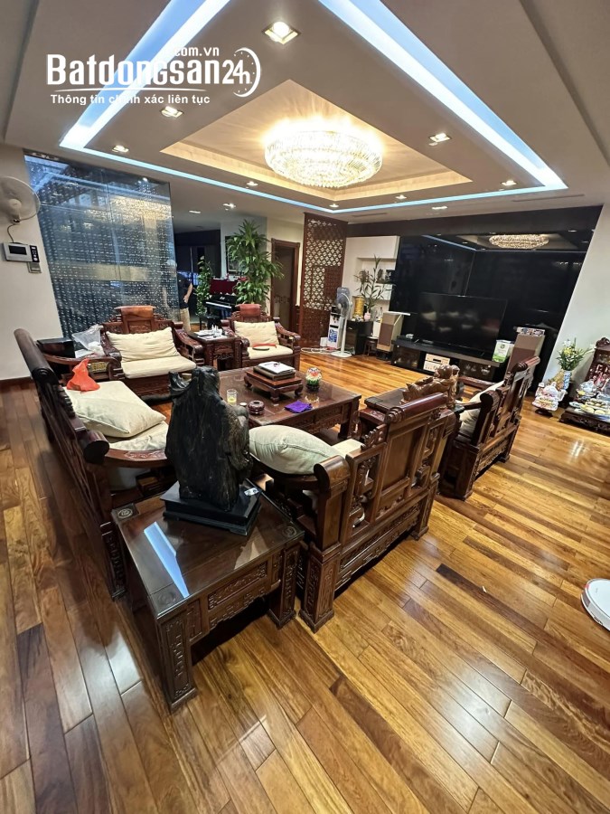 BT Bề Thế Ba Đình Láng Hạ 170M2 6 Tầng Thang Máy MT 8.5M 52.5 Tỷ