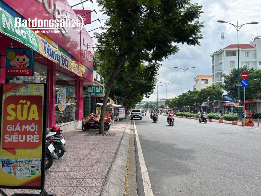 Bán nhà mặt phố Đường Lê Văn Việt, Phường Tăng Nhơn Phú A, TP Thủ Đức
