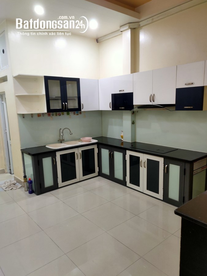 Nhà 1 lầu Vị trí tuyệt đẹp DT(4x17) MT đường 10m KDC Bình Phú 1