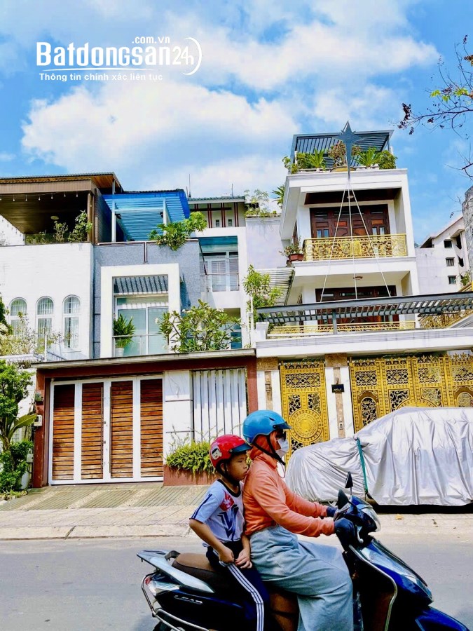 Bán biệt thự mặt tiền đường Phường Tân Qúy,DT:6x23m đúc 3 lầu,nội thất cao cấp giá 19