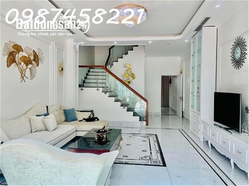 Liền kề vị trí kim cương khu Hải Âu Vinhomes Ocean Park