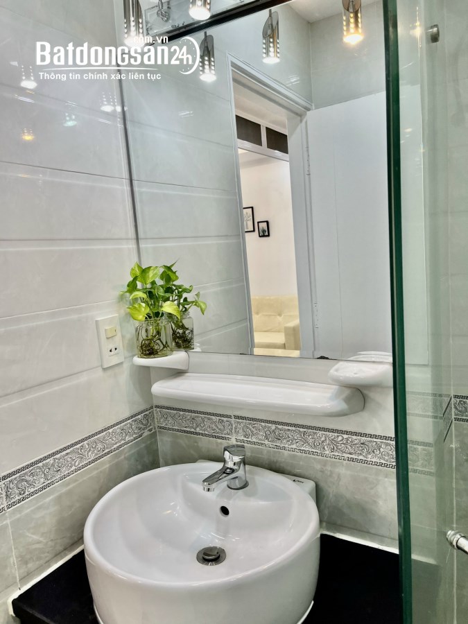 Bán căn hộ chung cư Đường Nguyễn Văn Linh, Phường Tân Phong, Quận 7