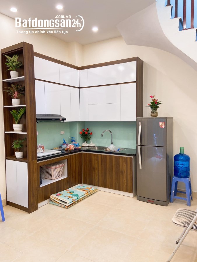 Bán nhà mặt phố Đường Đê La Thành, Phường Ô Chợ Dừa, Quận Đống Đa