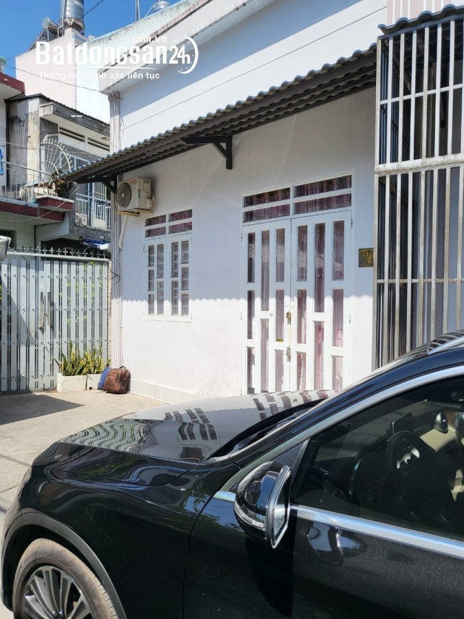 Bán nhà Đường Cách Mạng, 90M2, Phường Tân Thành, Quận Tân Phú