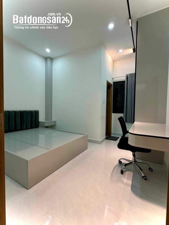 Bán nhà mặt tiền, Phường Linh Trung, Tp Thủ Đức. Nhà xây mới, thiết kế hiện đại.