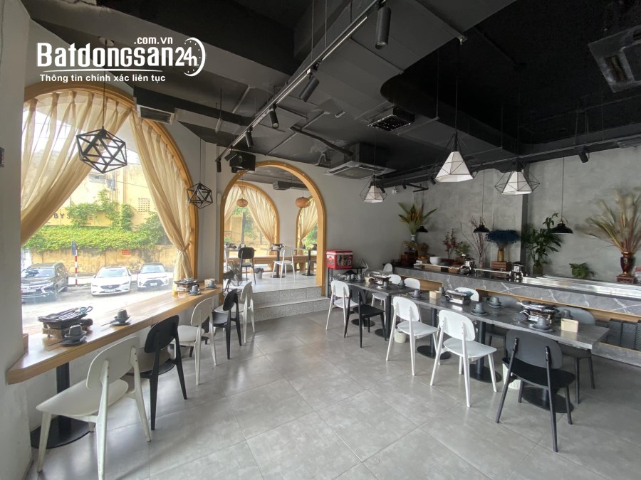 Bán nhà mặt phố Phố Hào Nam, Phường Cát Linh, Quận Đống Đa