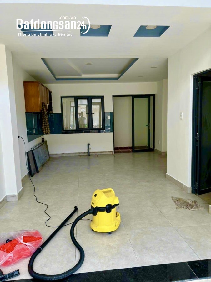 Bán nhà Đường Phạm Văn Đồng, Phường 11, Quận Bình Thạnh
