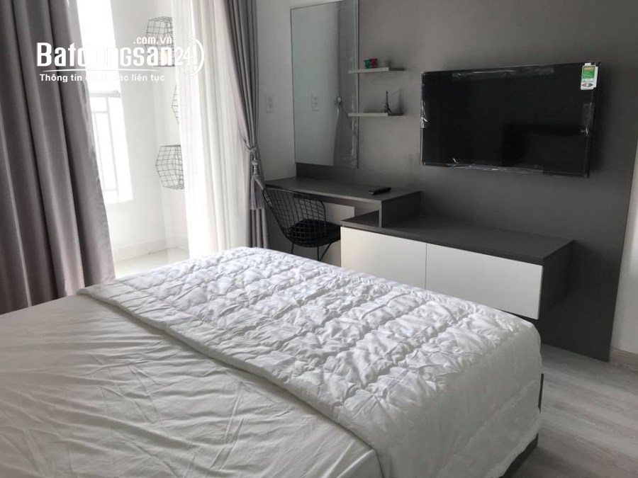 Cho Thuê Căn Hộ The Prince Residence, 2 Phòng Ngủ Full Nội Thất #18Tr, Tầng Cao Vào Ở