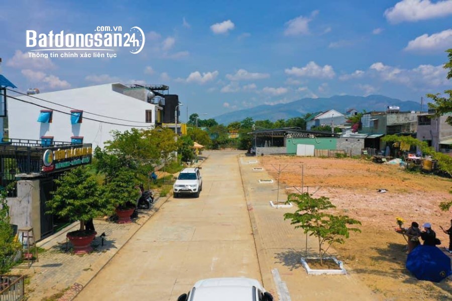 Nóng chỉ còn 4 lô đất ngay trung tâm thị trấn Ái Nghĩa sẵn sổ bán cắt lỗ giá chỉ 1tỷ2