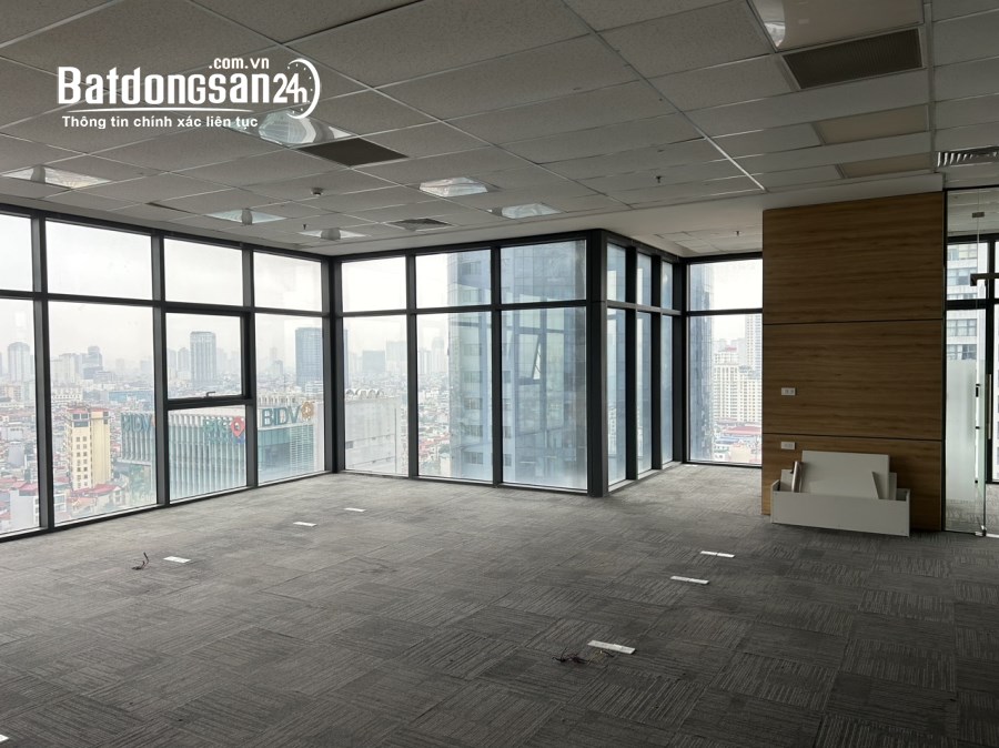 Cho thuê văn phòng tại tòa nhà Discovery Complex 302 Cầu Giấy giá hấp dẫn