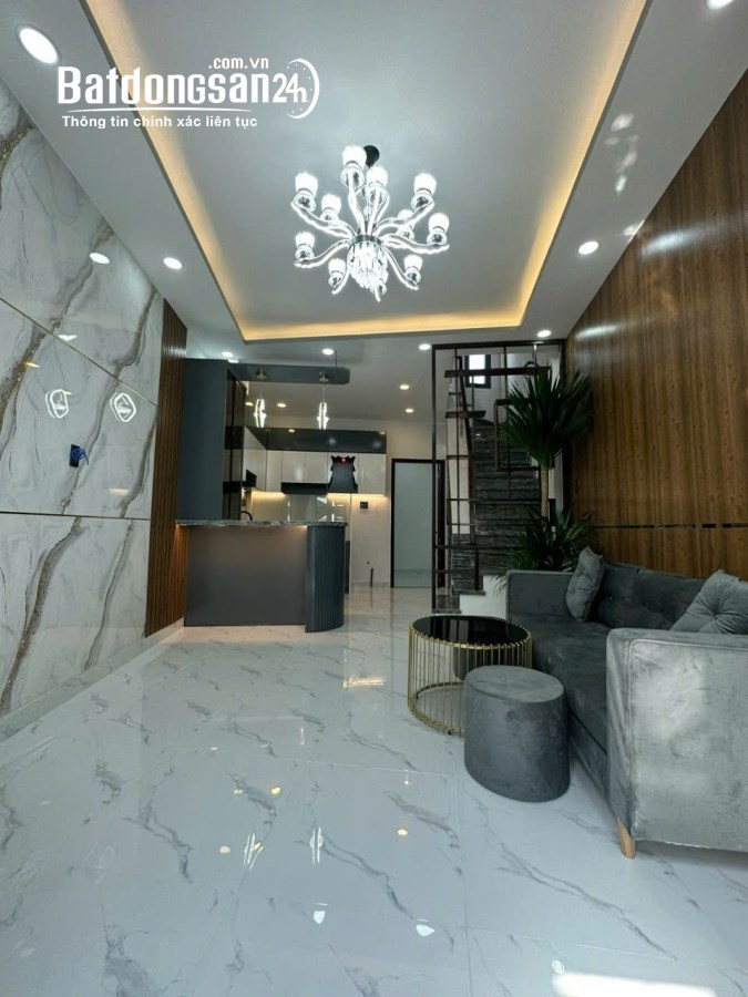 Bán nhà Đường Tân Hóa, Quận 6, 41m2, 2Tầng, Giá Rẻ