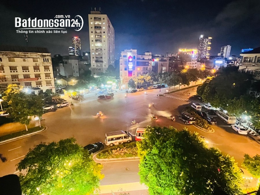 BÁN GẤP CHUNG CƯ LÔ GÓC, MẶT PHỐ - TT QUẬN CẦU GIẤY - TIỆN ÍCH NGẬP TRÀN , GIÁ 2.6 TỶ