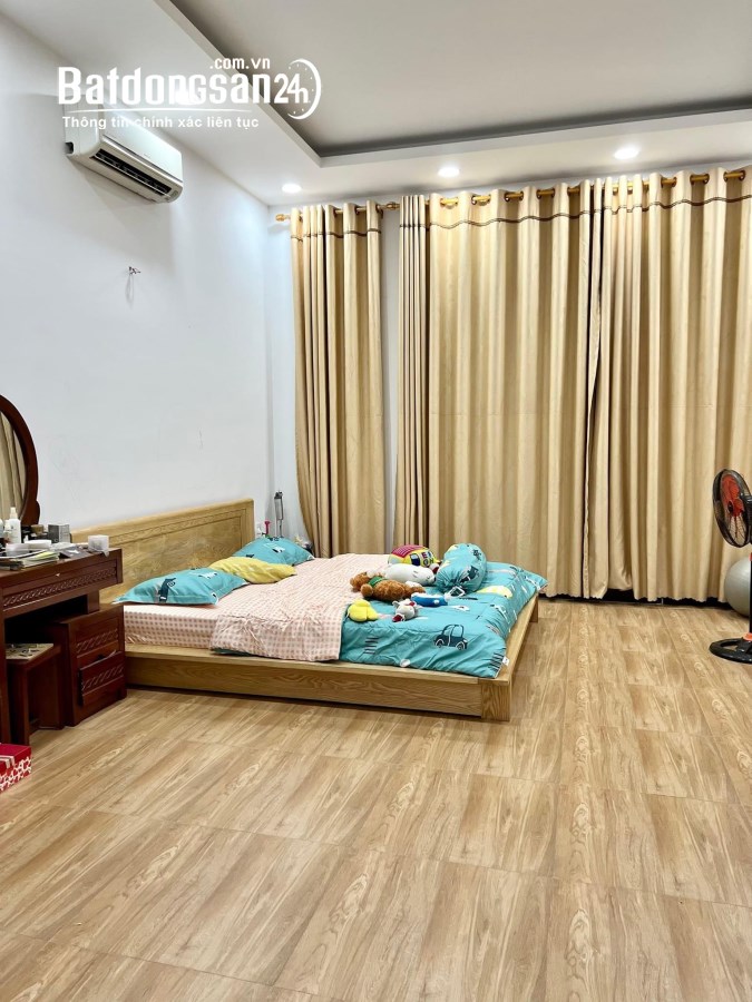 Bán nhà đẹp 4 tầng kiên cố HXH 92m2 , An Phú Đông ,Q12, giá ngộp
