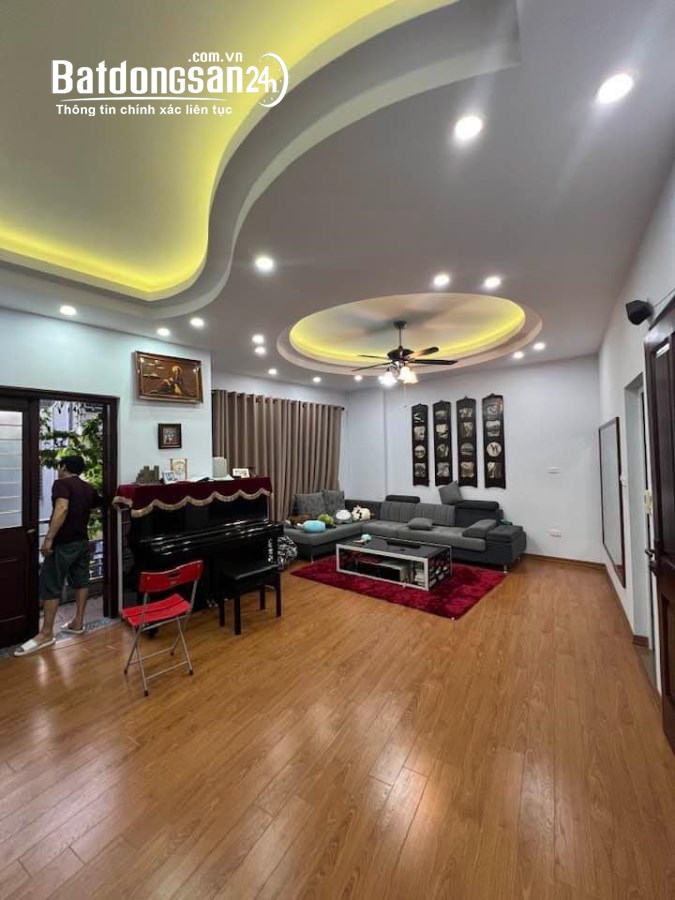 BÁN NHÀ MẶT PHỐ CHÙA QUỲNH 90M 4T MT 6.8M GIÁ 21.5 TỶ, OTO ĐỖ, KINH DOANH ĐỈNH.