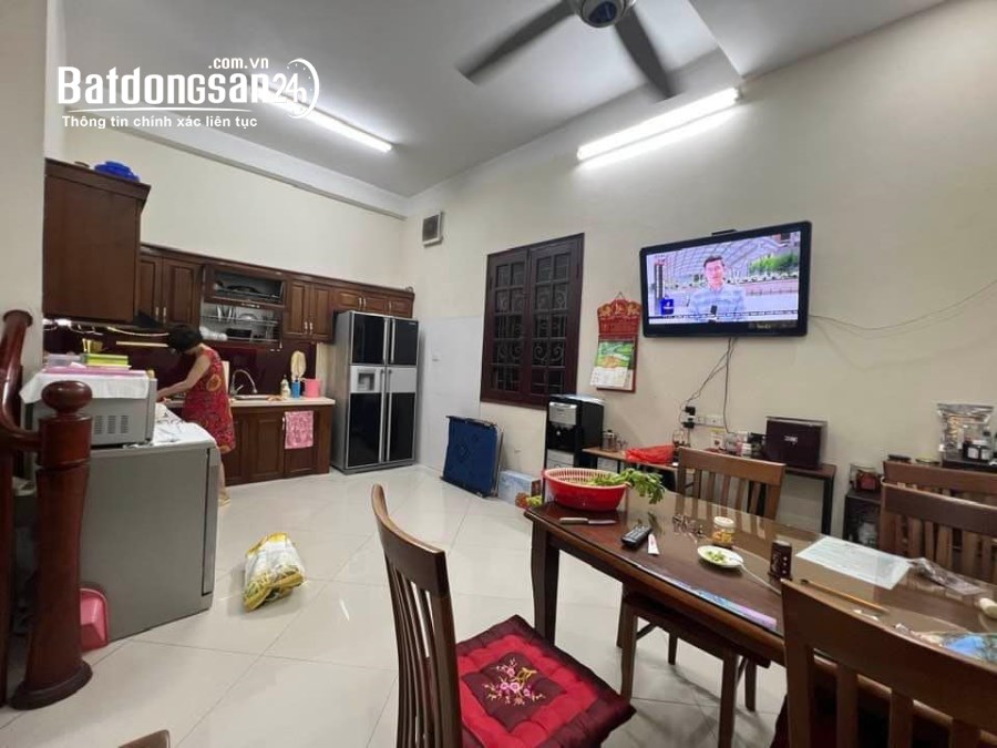 BÁN NHÀ MẶT PHỐ CHÙA QUỲNH 90M 4T MT 6.8M GIÁ 21.5 TỶ, OTO ĐỖ, KINH DOANH ĐỈNH.