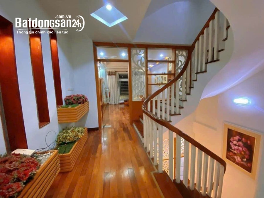Bán nhà Đường Nguyễn Văn Huyên, Phường Nghĩa Đô, Quận Cầu Giấy