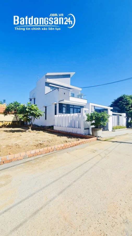 Lô 244m2 ngang 12m full thổ cư xây biệt thư siêu sang giáp Hòa Tiến