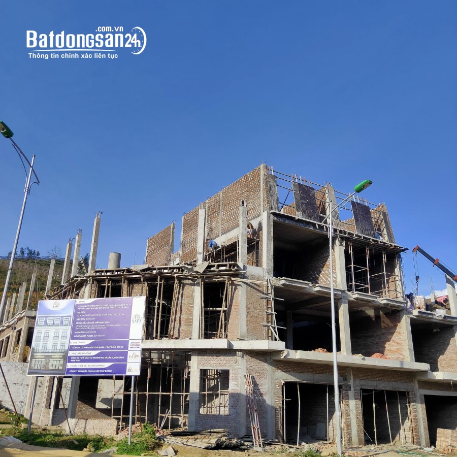 Bán Đất Nền Trung Tâm Hành Chính Sapa Cách Hồ Sapa 700m Đã có sổ lâu dài 