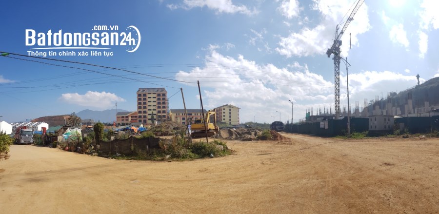 Bán Đất Nền Trung Tâm Hành Chính Sapa Cách Hồ Sapa 700m Đã có sổ lâu dài 