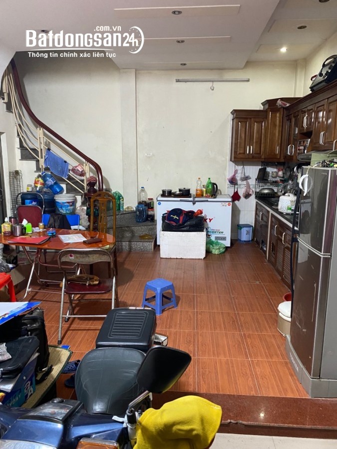 BÁN NHÀ PHỐ NGUYỄN LÂN 48M - 4 TẦNG - MẶT TIỀN 5.6M - NGÕ THÔNG BA GÁC -03 NGỦ Ở NGAY