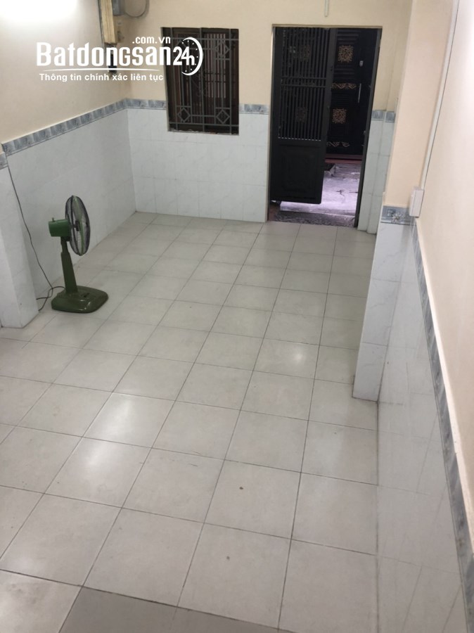 Cho thuê nhà nguyên căn CMT8 Q3 40m2, hẻm thông 3m đối diện chợ Hòa Hưng cách 40m, 10