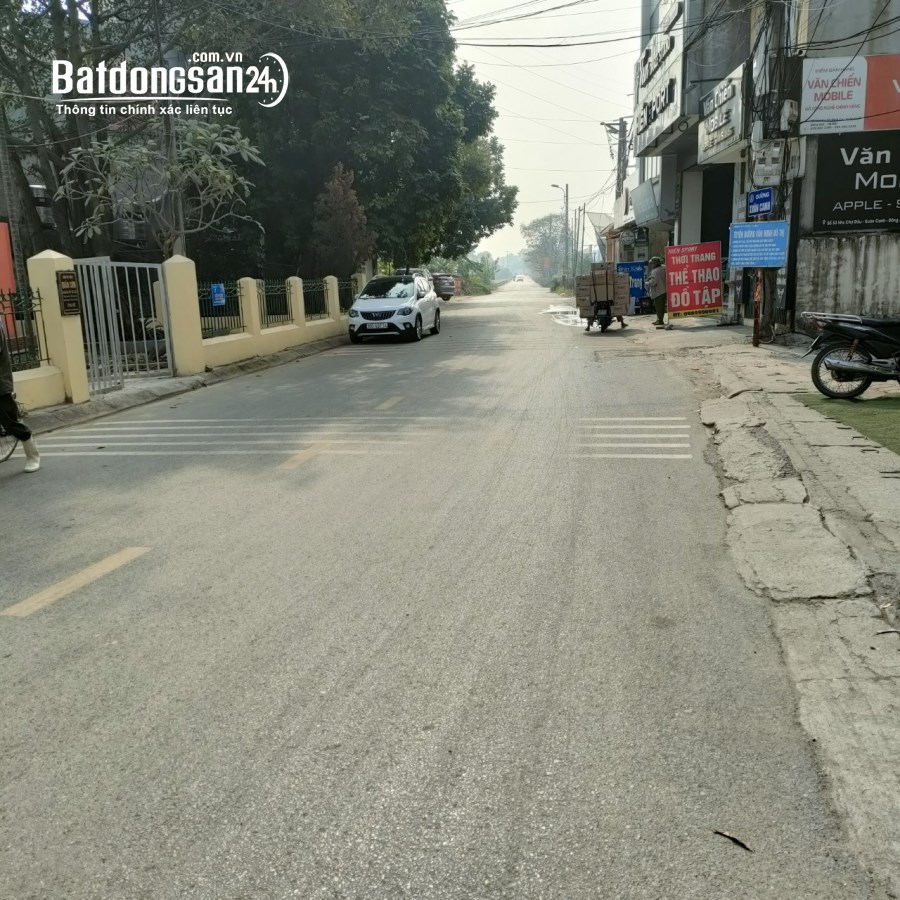 Bán đất tặng nhà Xuân Canh Đông Anh, trục chính, kinh doanh, ô tô tránh, nhỉnh 4 tỷ