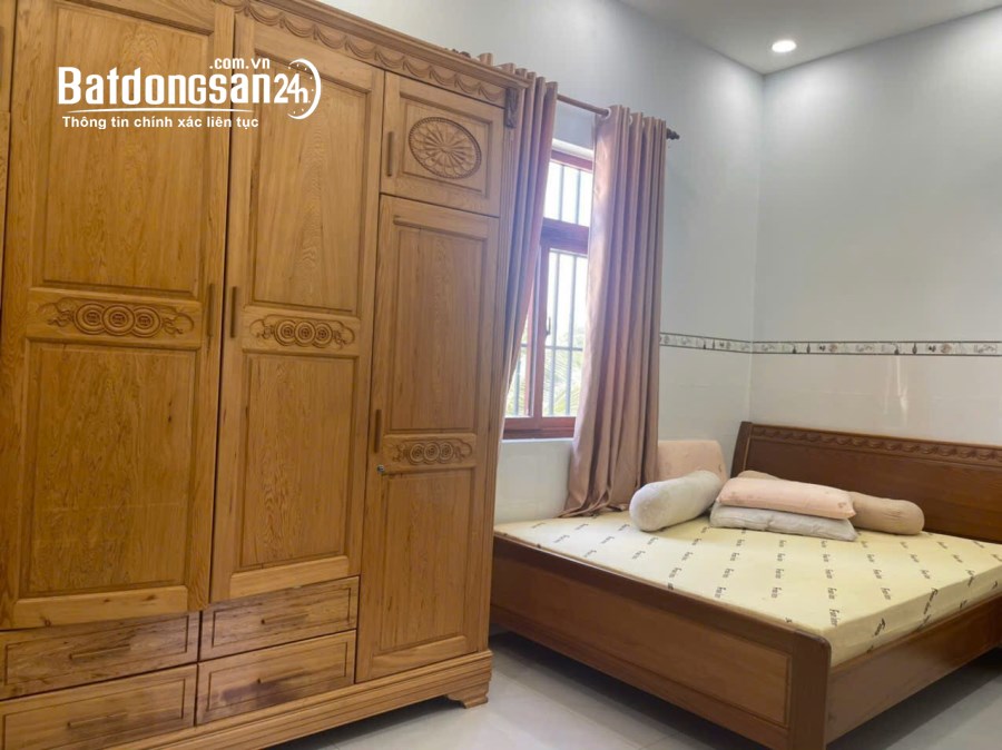 BÁN NHÀ ĐẸP 3 MÊ FULL NỘI THẤT GỖ NẰM NGAY CHỢ . VĨNH NGỌC GIÁ CHỈ 3tỷ1