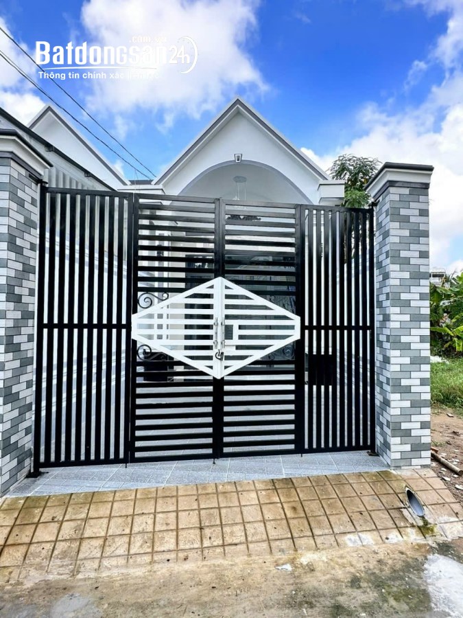 Nhà Phạm Hùng , Trung An , Mỹ Tho , Gía Rẻ