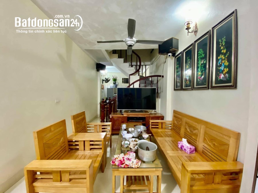 Mặt tiền kinh doanh, 4 tầng, 8 x 18m, Quận 7, gần Khu Him Lam, 19.XXX tỷ.