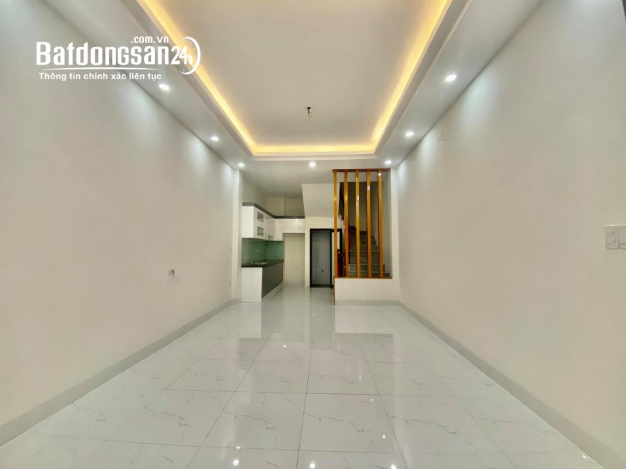 Bán nhà hẻm căn góc, 3 tầng, 4 x 18m nở hậu 5.8m, Quận 7, gần Nguyễn Thị Thập, Giá 6.