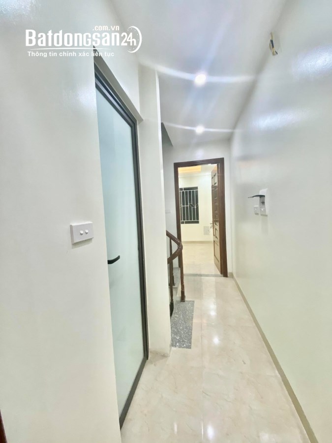 Bán nhà hẻm 6m, Nhà Bè, gần Lê Văn Lương, 4 tầng, 6.4 x 14m, 6.xx tỷ.