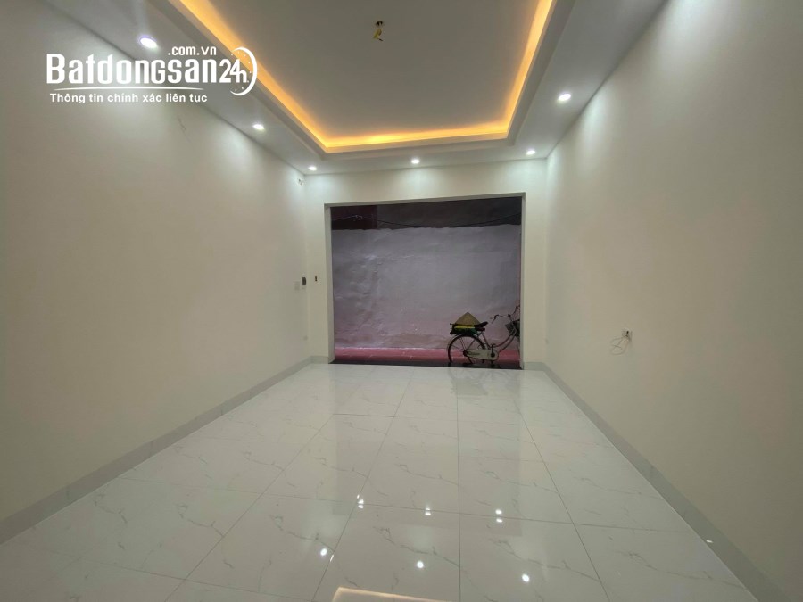 Bán nhà Mới hẻm 3m, Quận 7, gần Nguyễn Thị Thập, 3 tầng, 4.3 x 7m, 3.xx tỷ.
