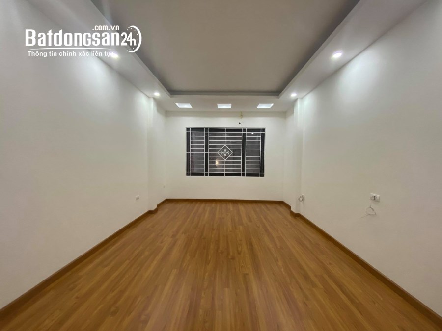 Bán nhà Mới hẻm 3m, Quận 7, gần Nguyễn Thị Thập, 3 tầng, 4.3 x 7m, 3.xx tỷ.