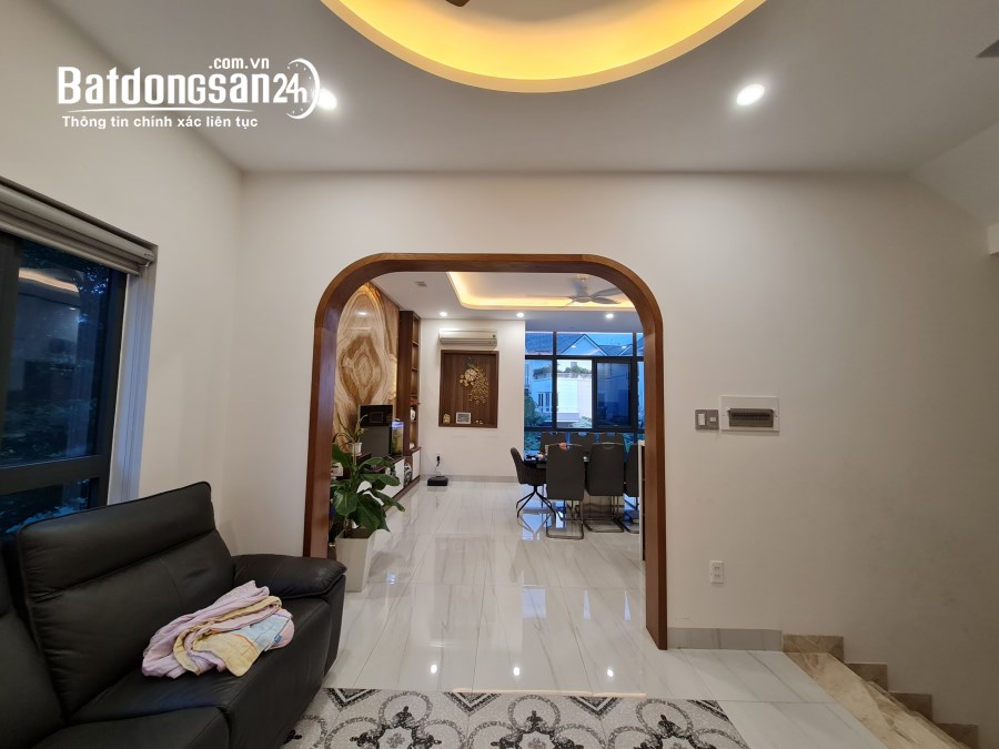 Bán nhà mặt phố Park Riverside Hiếm 6x16m, 1 trệt 2 lầu full nội thất cao cấp 13,5 Tỷ