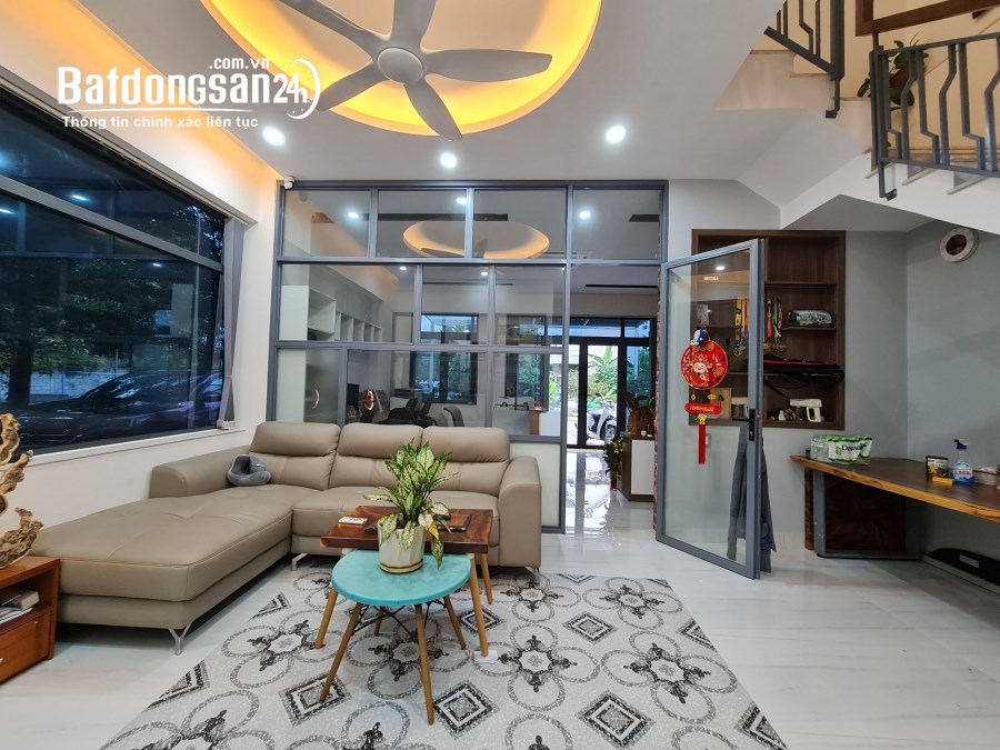 Bán nhà mặt phố Park Riverside Hiếm 6x16m, 1 trệt 2 lầu full nội thất cao cấp 13,5 Tỷ