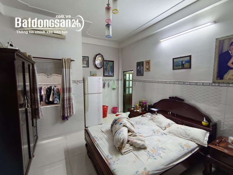 Bán nhà Đường Đất Thánh, Phường 6, Quận Tân Bình