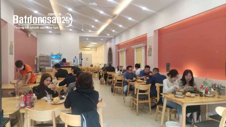 Cửa hàng mặt phố Xuân Thủy. Dt 80m2 x 2 tầng riêng, Mặt tiền 4m