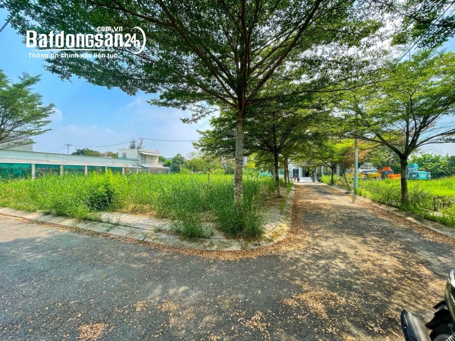 CHUYỂN CÔNG TÁC, BÁN 80M2 ĐẤT NGUYỄN VĂN TẠO, SỔ RIÊNG, CHỈ 2.69 TỶ