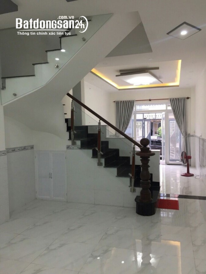Bán nhà đẹp đường số 23 Tân Quy, Quận 7 dt 4x18m, 2 lầu giá 10,8 tỷ