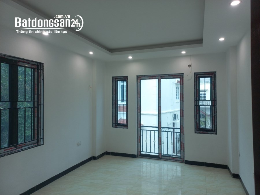 Mở bán 3 căn nhà 4 tầng diện tích 31m2 tại Thượng Phúc giá từ 2.4Tỷ