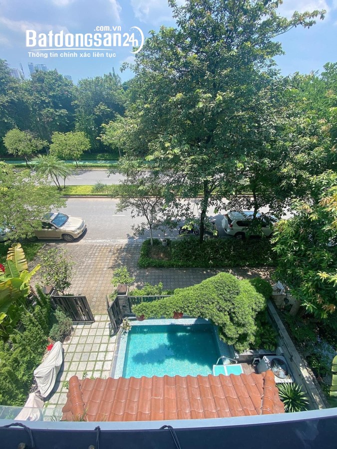 Bán Gấp Nhà Khu Đô Thị Ciputra Tây Hồ 250m2, 4 Tầng, MT 10, Giá 65 tỷ LH 0868868383 