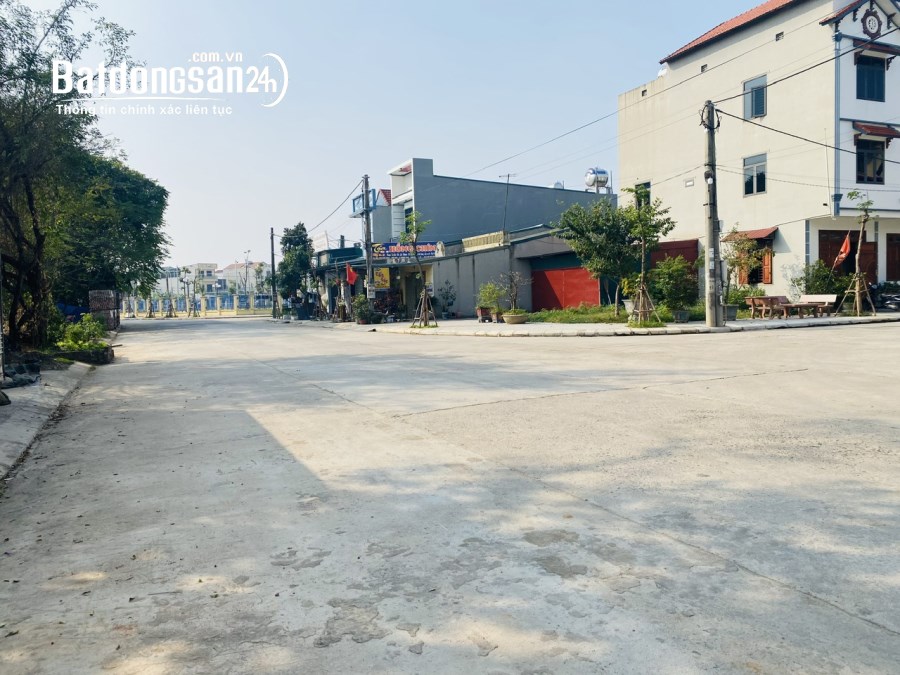 Cho thuê kho xưởng Đường Quốc Lộ 303, Thị trấn Hương Canh, Huyện Bình Xuyên