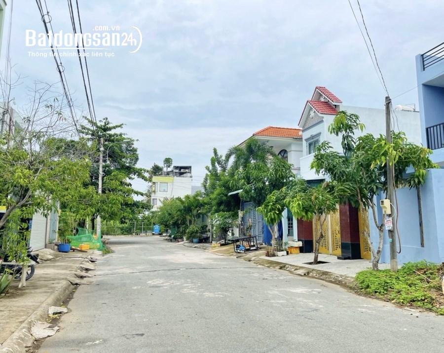 BÁN ĐẤT 5x22M, NGUYỄN VĂN TẠO, GẦN UBND XÃ LONG THỚI, 2.5TỶ, SỔ RIÊNG, HXH