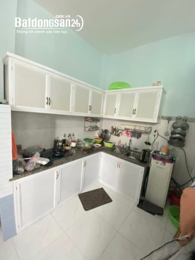 TIN THẬT:Bán nhà 2 tầng,căn góc HXH 8x11,đường 102 Lã Xuân Oai,Tăng Nhơn Phú A,TĐ