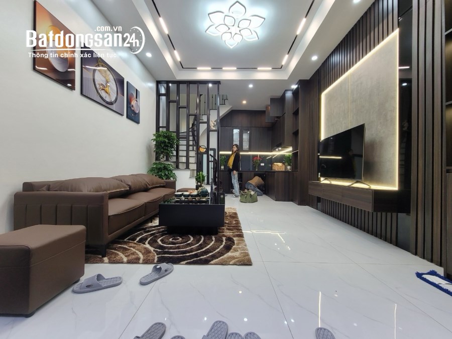 Bán nhà phân lô ô tô tránh ngõ 156 Kim Ngưu DT 31m2 x4T, MT 4m giá 5,48 tỷ, nội thất 