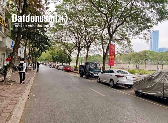 Bán đất  xây tòa nhà dịch vụ Quan Hoa Cầu Giấy 70m, Mt 5.5m, cách phố 20m